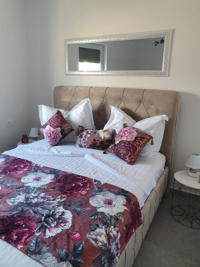 Seaview Apartman Sveti Filip i Jakov Kültér fotó