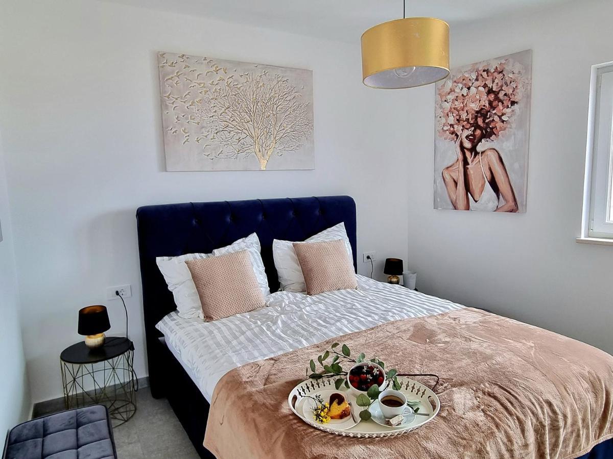Seaview Apartman Sveti Filip i Jakov Kültér fotó